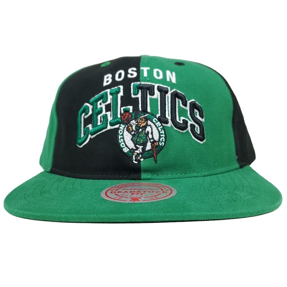 Boston Celtics Mitchell & Ness NBA Deadstock Snapback Hat 3D Logo Green Cap NWT